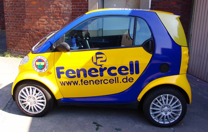 Vollverklebung Kleinwagen — Projekt Fenercell von Atalay Werbung